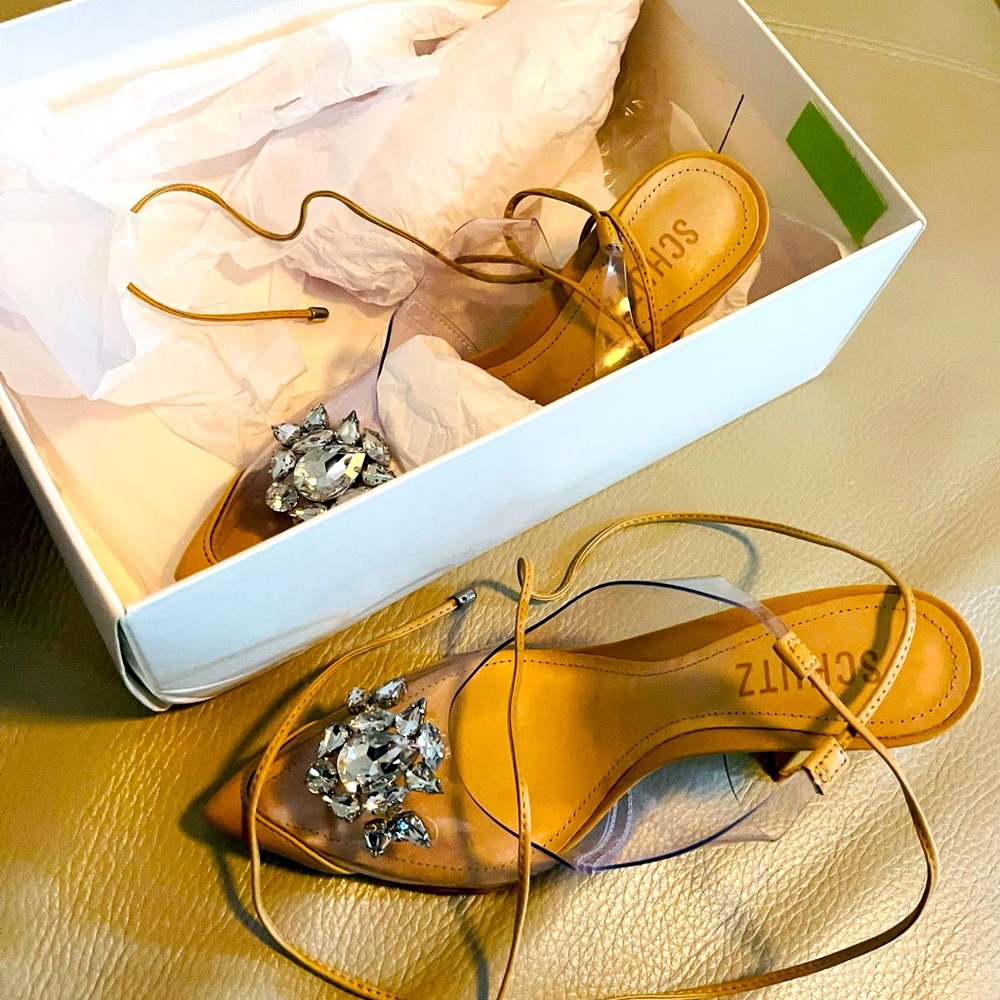 Amable multimaterial \nude